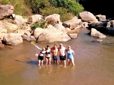 Pauline Delallee and Family | Chiang Mai Trekking | Das beste Trekking in Chiang Mai mit Piroon Nantaya