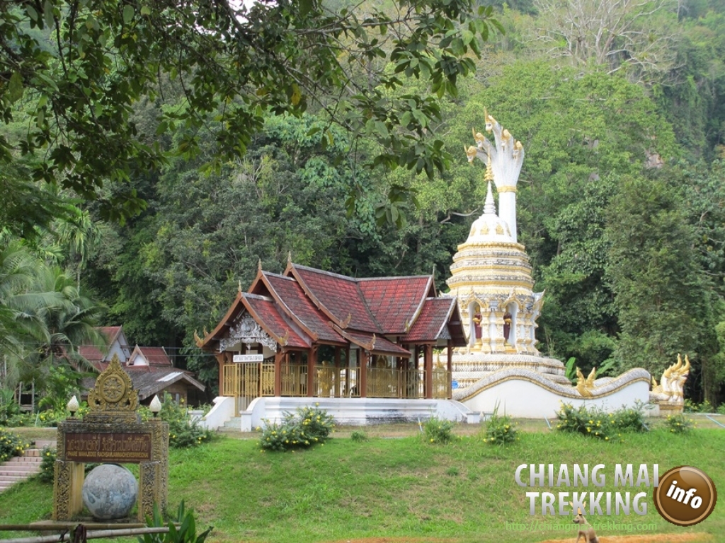 Day Trip Chiang Dao Cave & Doi Luang Chiang Dao Mountain | Chiang Mai Trekking | Das beste Trekking in Chiang Mai mit Piroon Nantaya