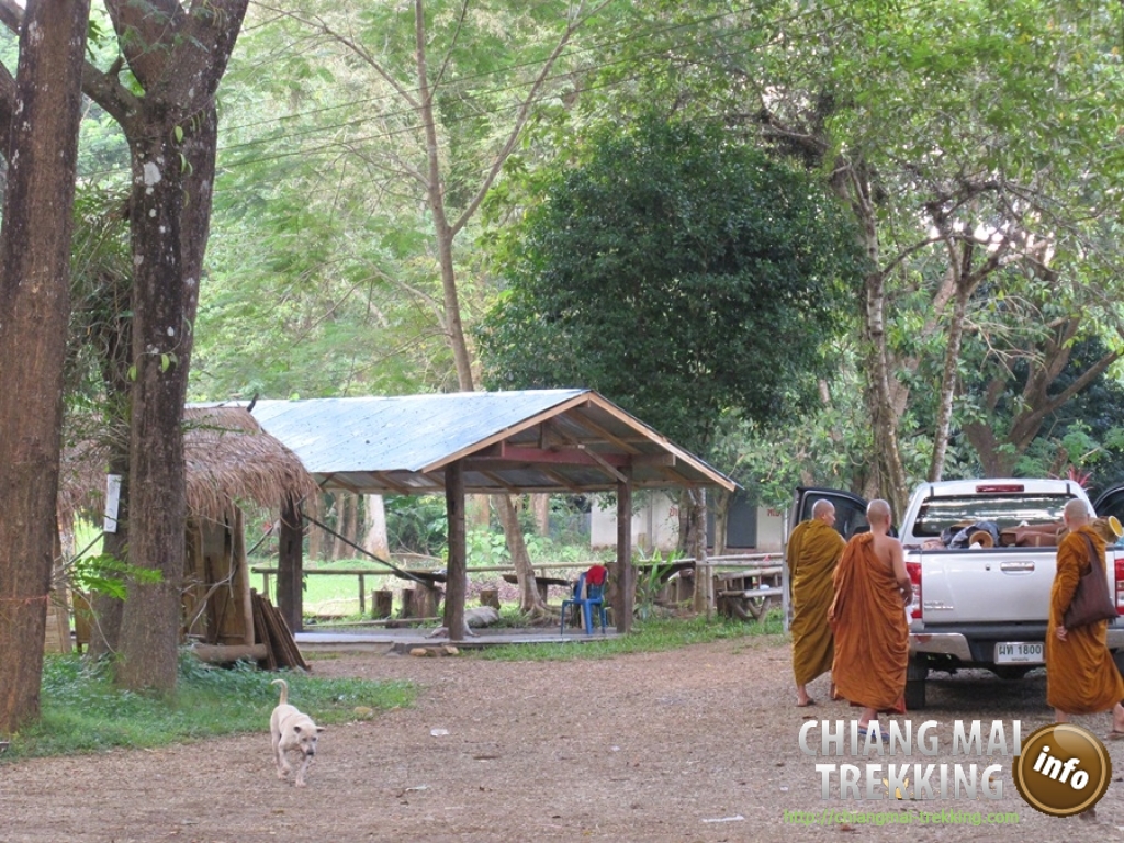 Day Trip Chiang Dao Cave & Doi Luang Chiang Dao Mountain | Chiang Mai Trekking | Das beste Trekking in Chiang Mai mit Piroon Nantaya